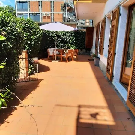 Comodo Per Lerici E 5 Terre Apartamento *